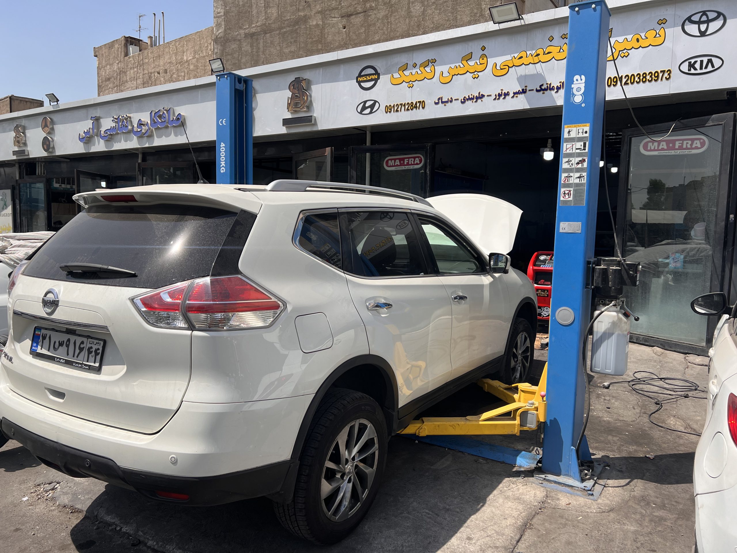 تعویض روغن گیربکس اتوماتیک با دستگاه